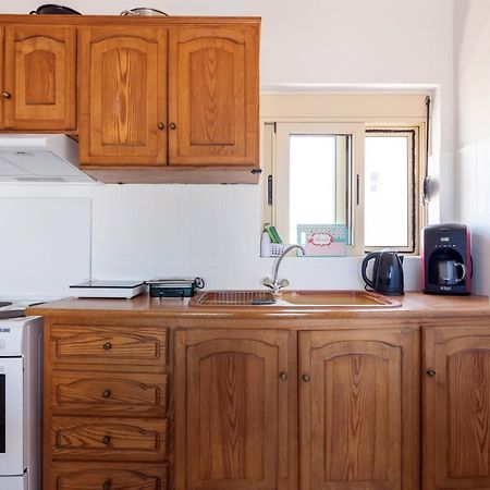 Lovely Apartment Close To The City Center イラクリオン エクステリア 写真