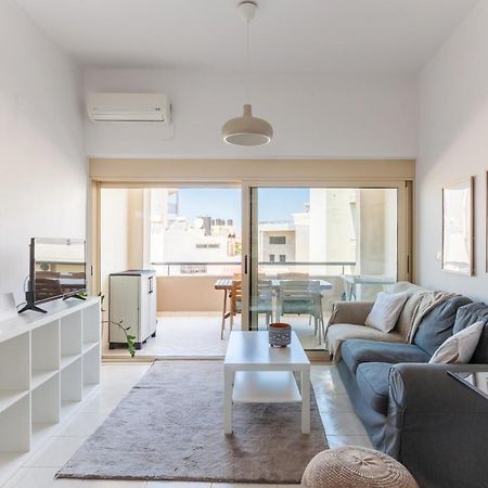 Lovely Apartment Close To The City Center イラクリオン エクステリア 写真