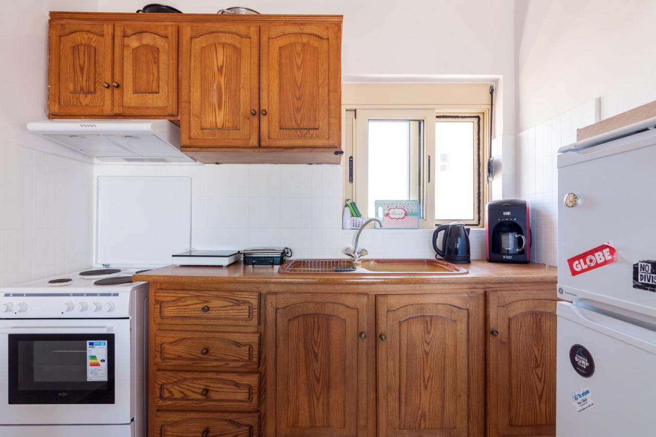 Lovely Apartment Close To The City Center イラクリオン エクステリア 写真