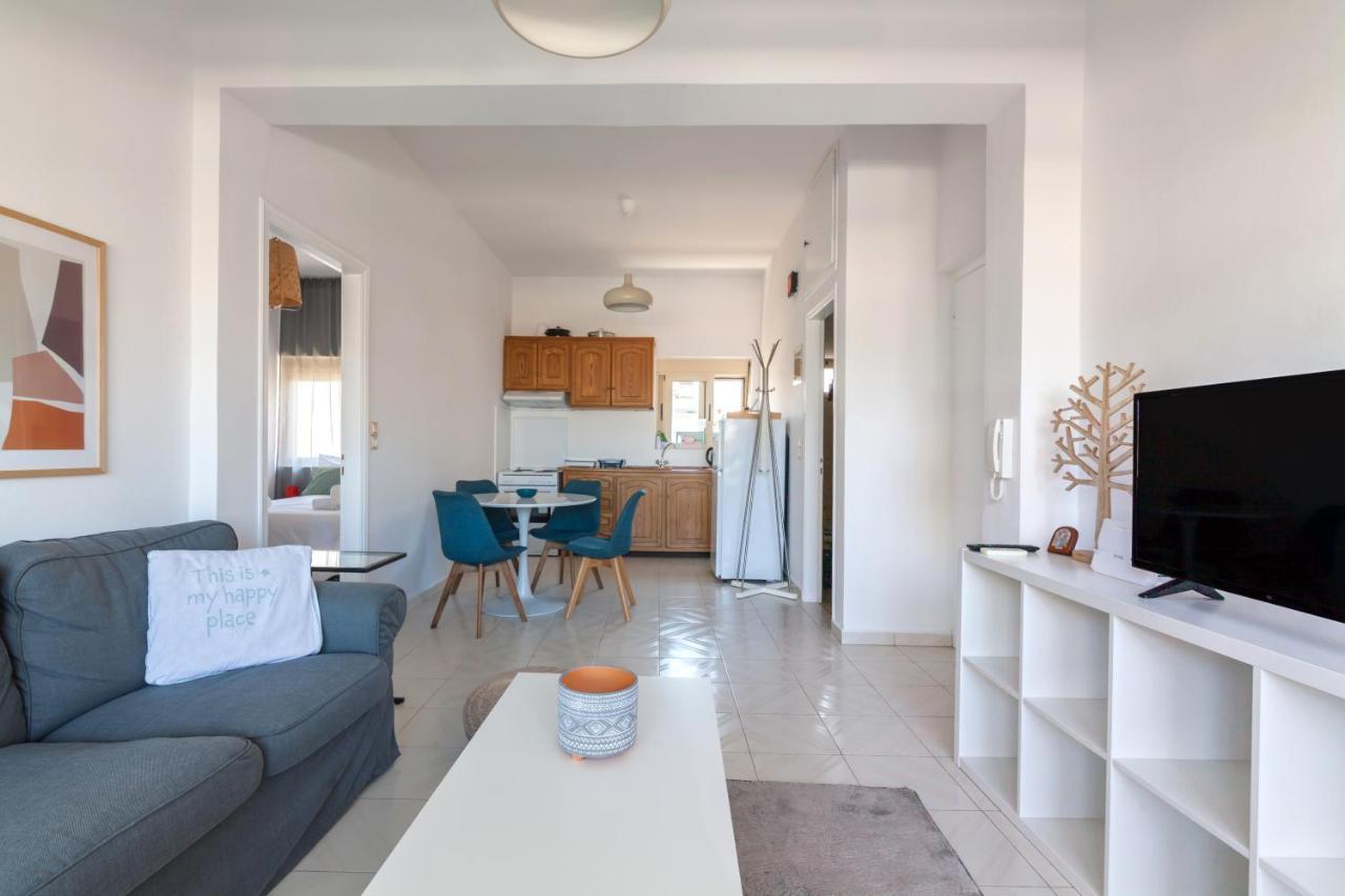 Lovely Apartment Close To The City Center イラクリオン エクステリア 写真