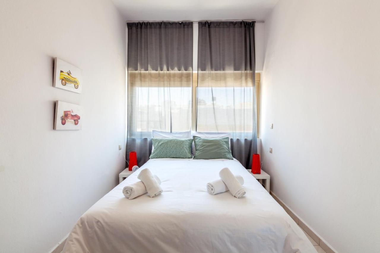 Lovely Apartment Close To The City Center イラクリオン エクステリア 写真