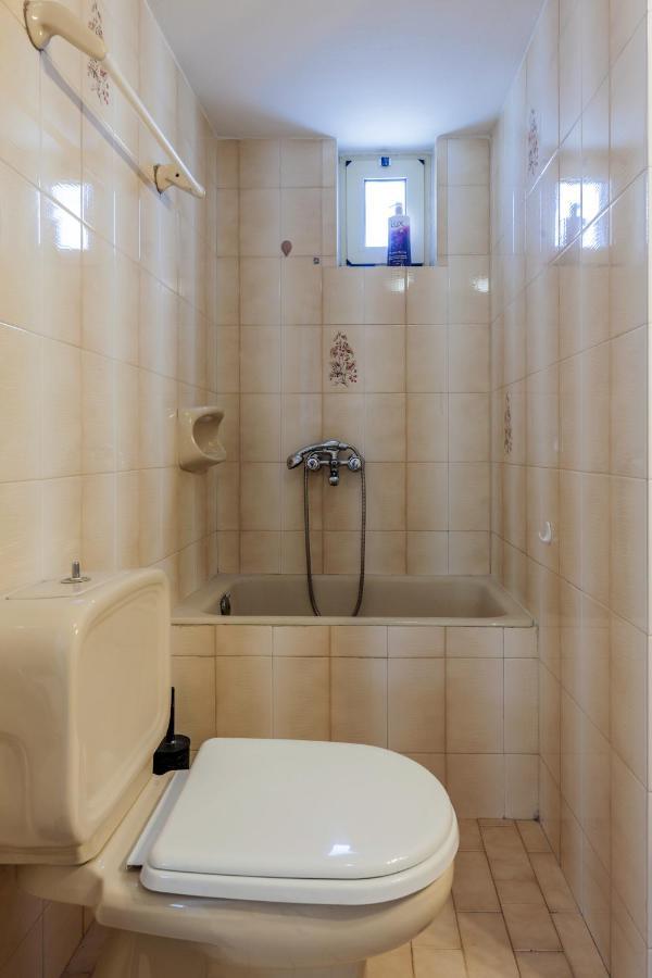 Lovely Apartment Close To The City Center イラクリオン エクステリア 写真